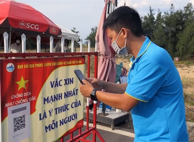 Fortalece Vietnam gestión de vacunación contra el COVID-19 ảnh 1