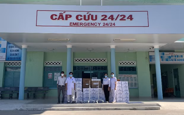 Establecen cajeros automáticos de oxígeno en Ciudad Ho Chi Minh en respuesta al COVID-19 ảnh 1