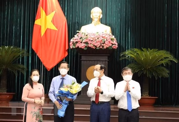 Premier aprueba la elección del presidente del Comité Popular de Ciudad Ho Chi Minh ảnh 1