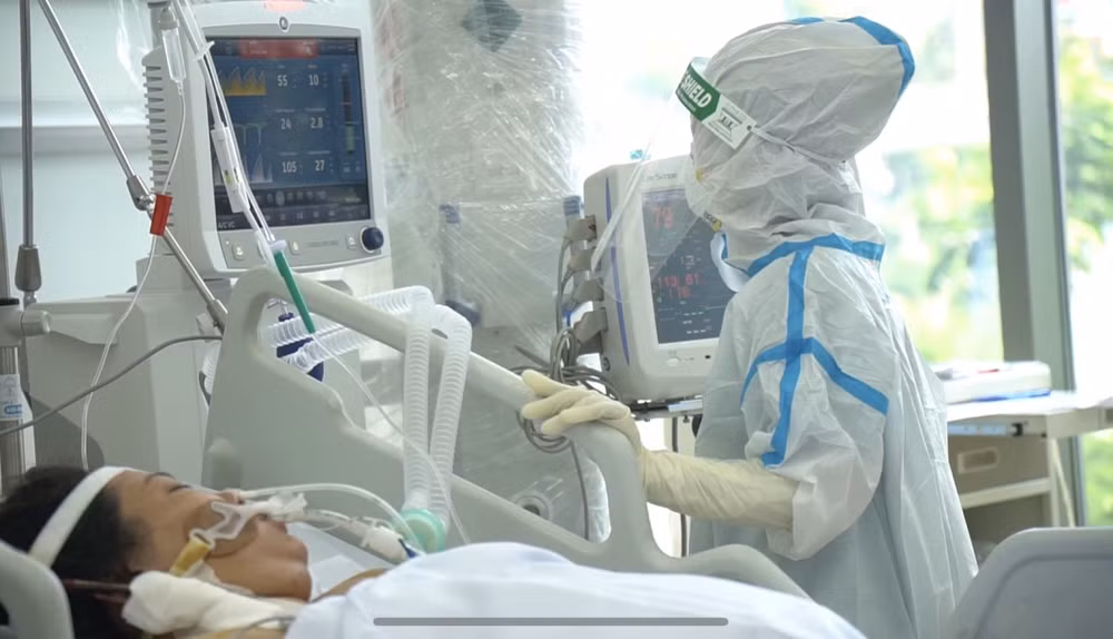 Ciudad Ho Chi Minh reajusta estrategia de lucha contra pandemia ảnh 1