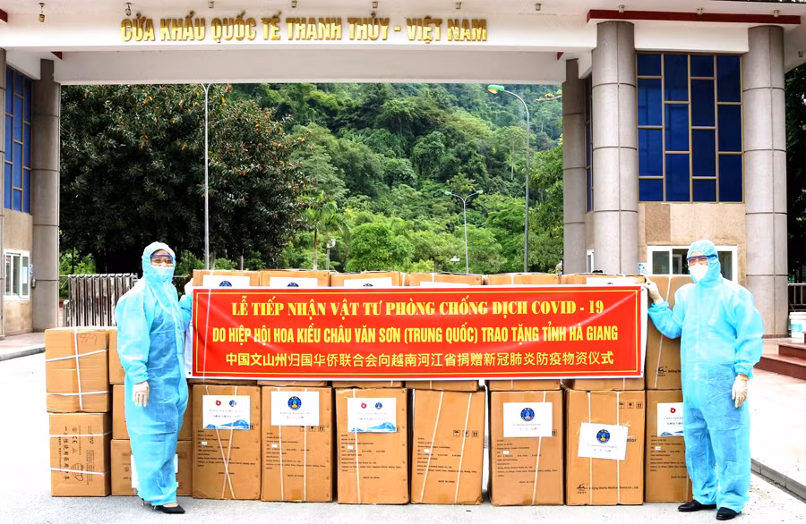 Provincias vietnamita y china fortalecen cooperación y amistad ảnh 1