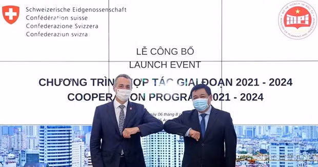Suiza financia con 80 millones de dólares a Vietnam para mejorar entorno de negocios ảnh 1