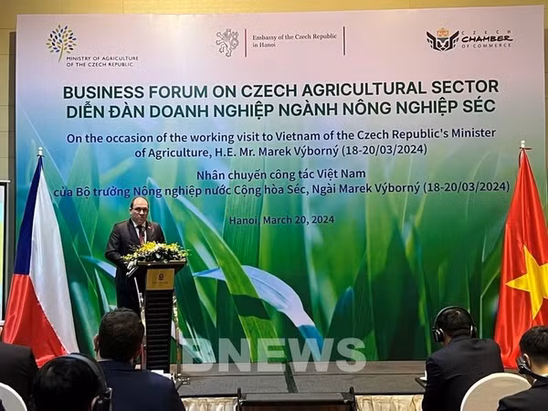  Vietnam y República Checa buscan ampliar cooperación agrícola ảnh 1