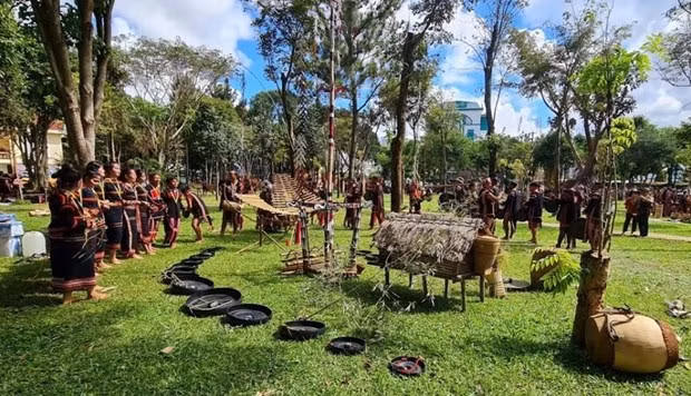 Amplio abanico de propuestas en Festival Cultural de Minorías Étnicas de Vietnam ảnh 1