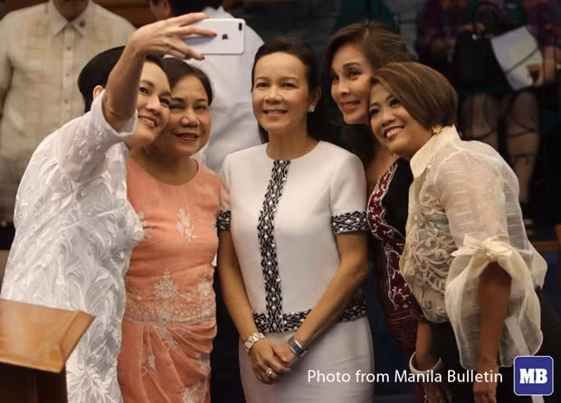 Filipinas tiene la tasa más alta de mujeres en puestos directivos superiores: encuesta ảnh 1