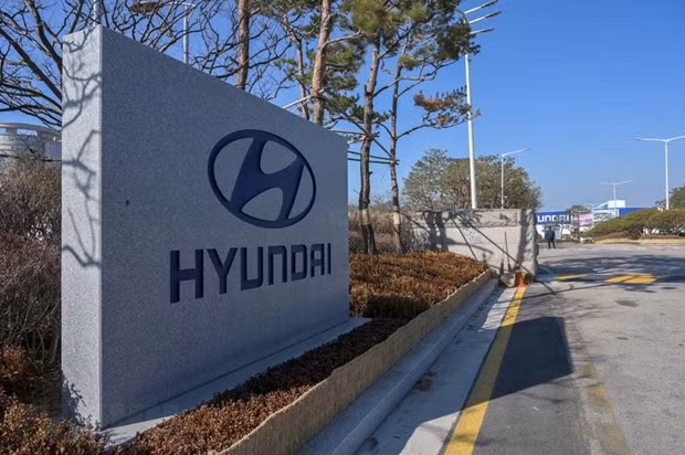 VNU-Hanoi y Huyndai Motor firman pacto de formación ảnh 1