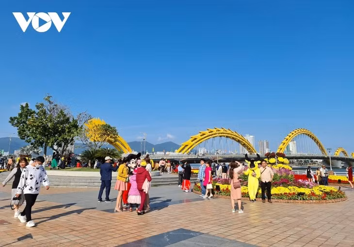 Ciudad vietnamita adopta políticas preferenciales para estimular turismo ảnh 1