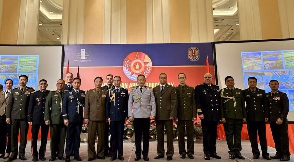 Desarrollan cooperación de defensa entre Vietnam y Mongolia ảnh 1