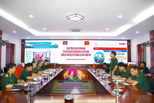 Vietnam y Camboya cooperan en capacitación de educandos militares ảnh 1