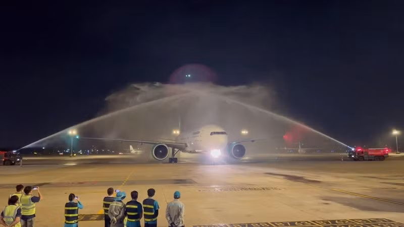 Turkmenistan Airlines realiza primer vuelo a Vietnam ảnh 1