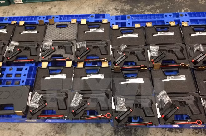 Confiscan gran cantidad de armas en Ciudad Ho Chi Minh ảnh 1