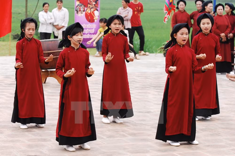 Aceleran esfuerzos por proteger Canto Xoan, manifestación en peligro ảnh 2