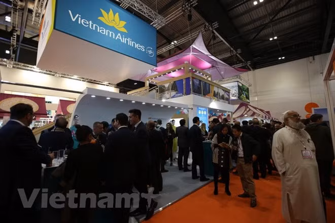 Productos turísticos vietnamitas captan atención en feria mundial en Londres ảnh 1