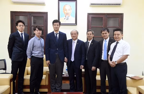 Vietnam recaba apoyo del Consejo Olímpico Asiático para crear mejores condiciones a deportistas ảnh 1