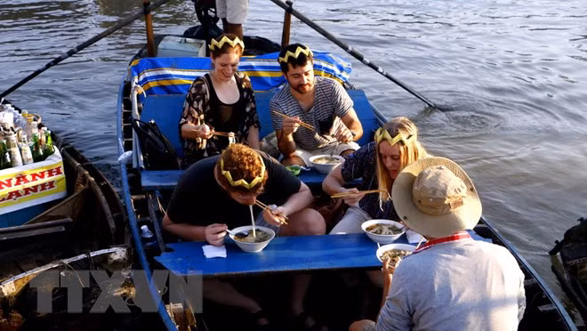 Mercados flotantes de Vietnam entre los lugares preferidos del Sudeste de Asia ảnh 1