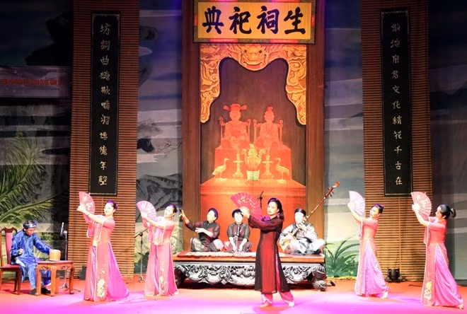 Difunden en Vietnam género musical tradicional de Ca Tru mediante festival nacional ảnh 1