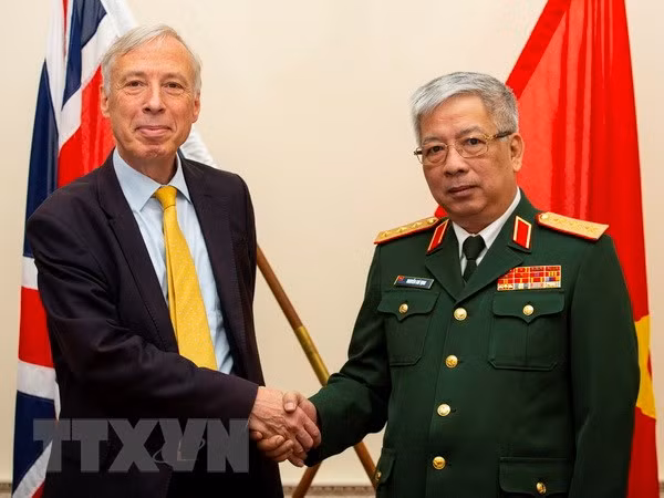 Efectúan primer Diálogo sobre políticas de defensa Vietnam-Reino Unido ảnh 1