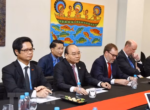 Vietnam dispuesto a escuchar aspiraciones de inversores estadounidenses, sostiene Premier ảnh 1