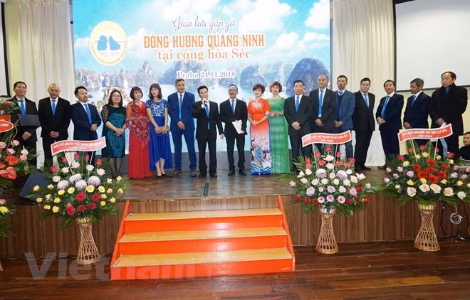 Fundan asociación de compatriotas vietnamitas de Quang Ninh residentes en República Checa ảnh 1