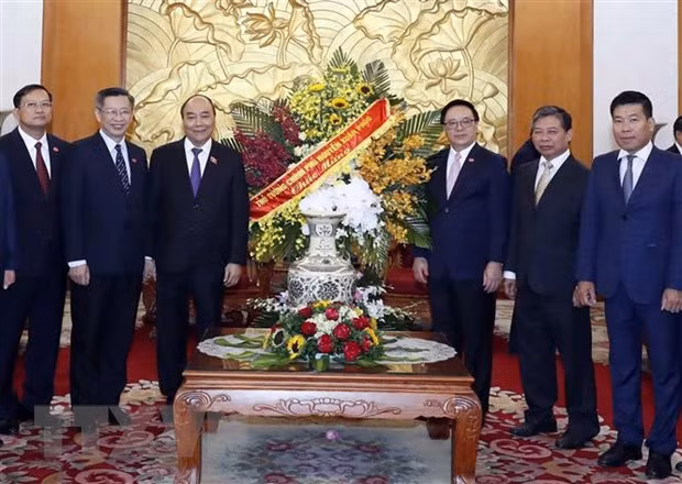 Resaltan gloriosa historia de Comisión de Relaciones Exteriores del Partido Comunista de Vietnam ảnh 1