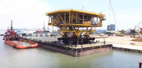 Inicia extracción de petróleo equipo BK-20 del campo vietnamita Bach Ho ảnh 1