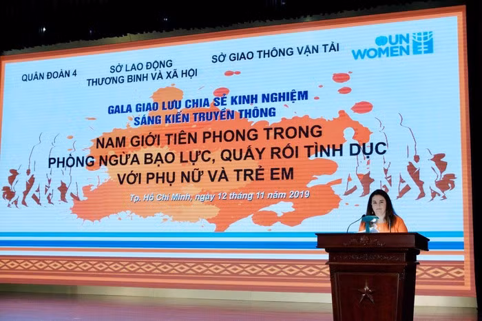 Impulsa Vietnam mayor incorporación de hombres en combate contra violencia de género ảnh 1