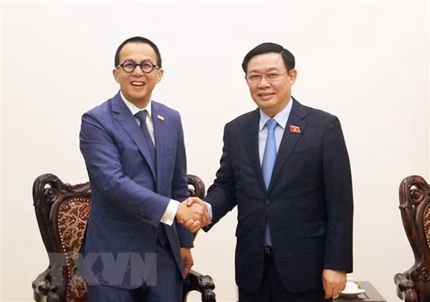Sugiere vicepremier de Vietnam a FWD a invertir en proyectos de start-up ảnh 1