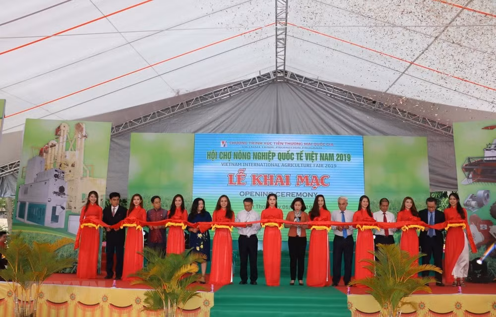 Inauguran Feria Agrícola Internacional de Vietnam 2019 ảnh 1