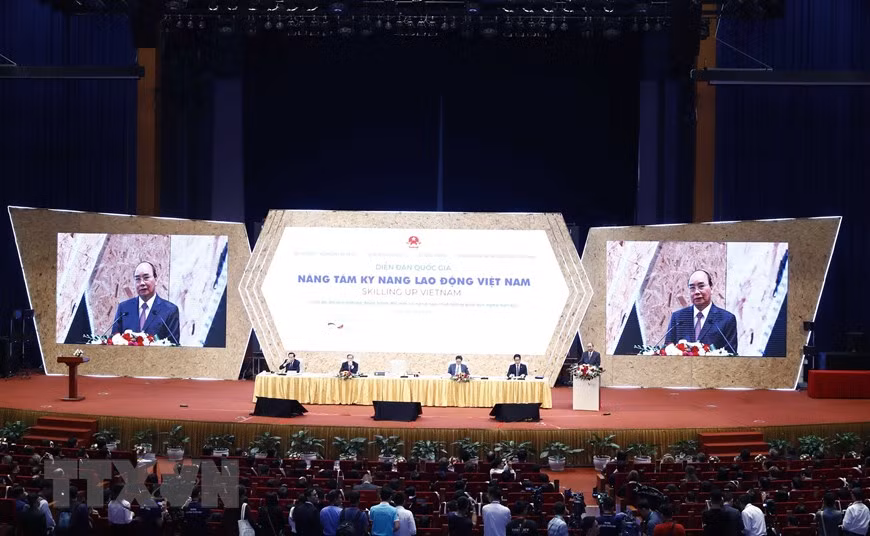 Celebran en Vietnam foro nacional sobre capacidad de fuerzas laborales ảnh 1