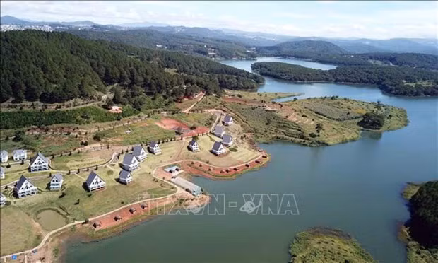 Tuyen Lam, primera área turística de Asia-Pacífico destacada por UNESCO en Vietnam ảnh 1