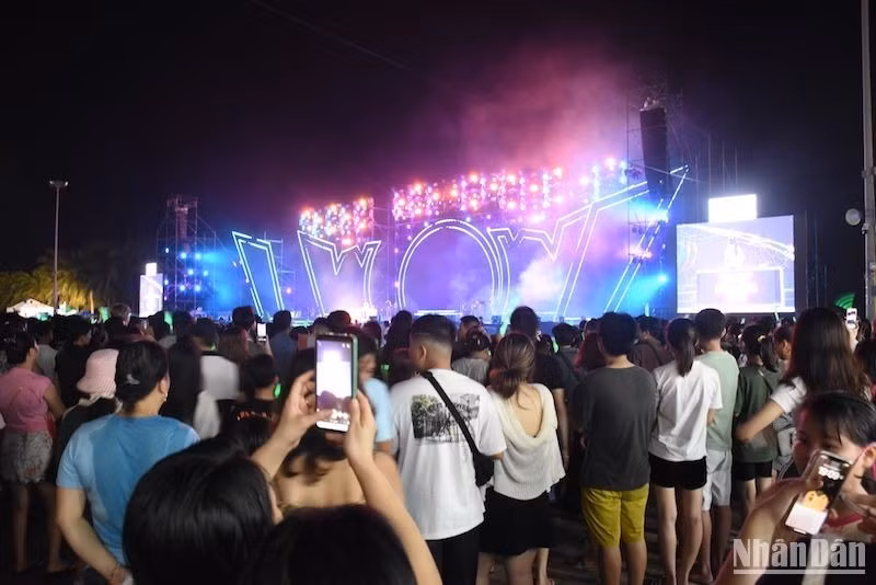 Celebran Festival de turismo veraniego en Da Nang ảnh 1