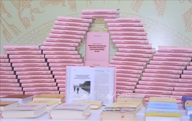 Secretario general del PCV y gran avance en pensamiento sobre estrategias de defensa ảnh 1