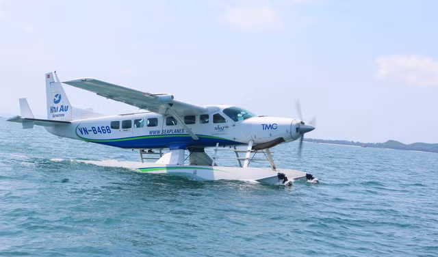 Lanzan servicio de hidroavión de conexión de destinos turísticos en Quang Ninh ảnh 1