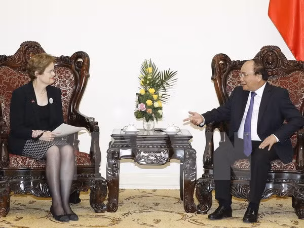 Premier de Vietnam recibe a enviada especial del jefe de gobierno australiano ảnh 1