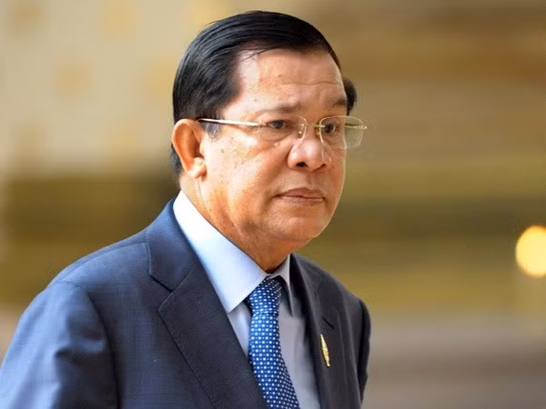 Premier camboyano resalta nexos de solidaridad y amistad con pueblo vietnamita ảnh 1