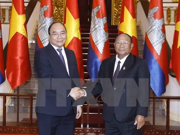 Camboya aprecia la ayuda valiosa de Vietnam en lucha por liberación nacional ảnh 1