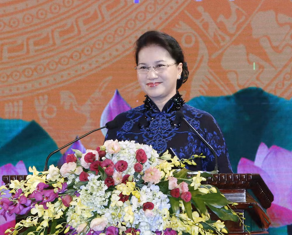 Conmemoran aniversario de relaciones diplomáticas Vietnam-Camboya ảnh 1