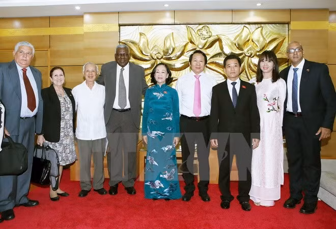 Celebran en Hanoi encuentro de amistad Vietnam-Cuba ảnh 1