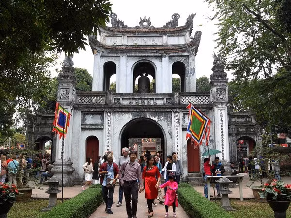 Llegadas turísticas a localidades vietnamitas crecen en los días del Año Nuevo Lunar ảnh 1