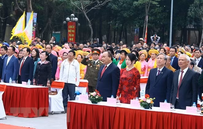 Premier vietnamita asiste al acto conmemorativo del triunfo Ngoc Hoi- Dong Da ảnh 1