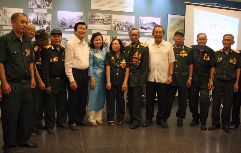 Destacan en Vietnam contribuciones de combatientes revolucionarios ảnh 1