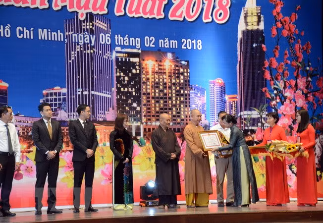 Vietnamitas en ultramar se reúnen en Ciudad Ho Chi Minh por el Tet ảnh 1