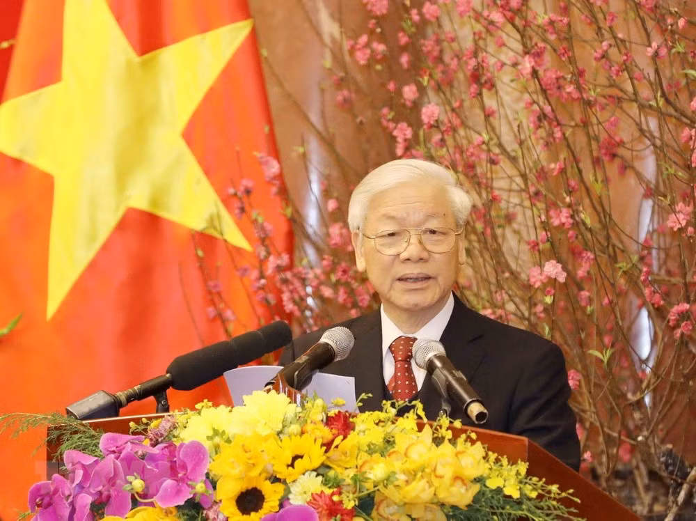 Máximo dirigente partidista de Vietnam extiende felicitaciones del Tet al pueblo ảnh 1