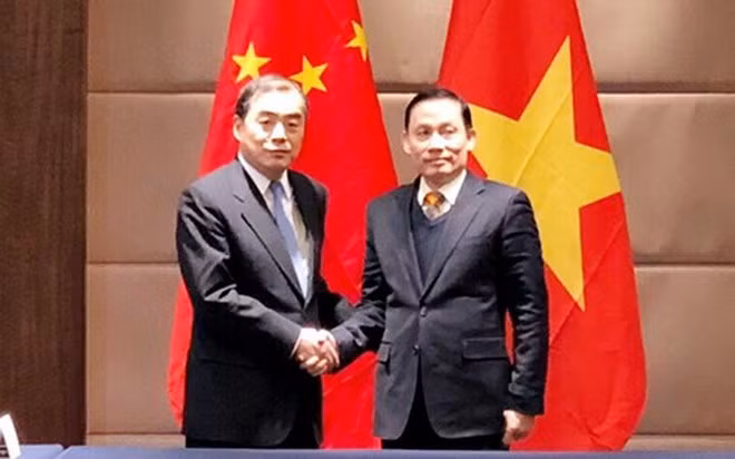 Celebran encuentro anual Vietnam-China sobre cooperación binacional ảnh 1