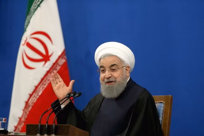 Dirigentes vietnamitas felicitan a Irán por Día Nacional ảnh 1