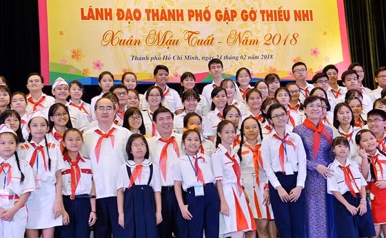 Autoridades de Ciudad Ho Chi Minh prestan atención a pedidas de niños ảnh 1