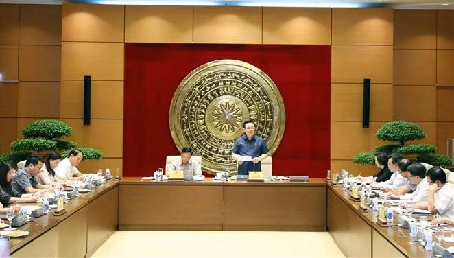 En debate en Hanoi resoluciones sobre clasificación de ciudades y unidades administrativas ảnh 1 En debate en Hanoi resoluciones sobre clasificación de ciudades y unidades administrativas ảnh 1