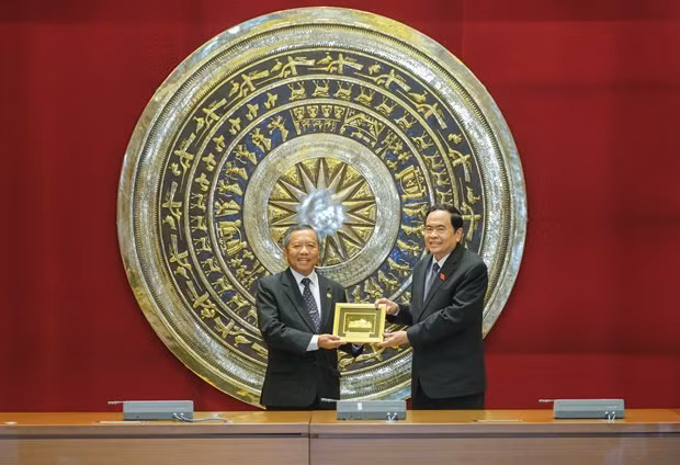 Fomentan la conciencia pública sobre las relaciones entre Vietnam y Laos ảnh 1