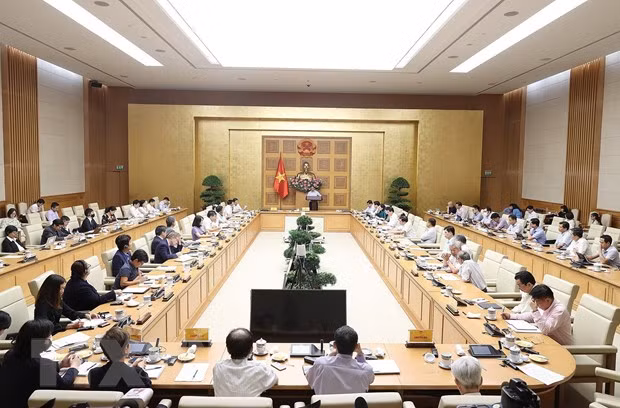 Primer ministro de Vietnam preside reunión sobre la gestión macroeconómica ảnh 1