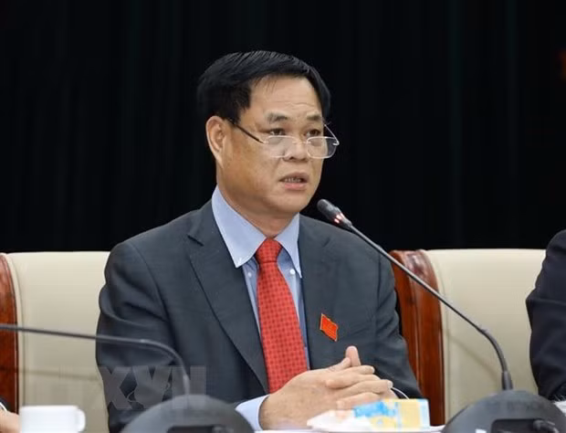 PCV aplica medidas disciplinarias a funcionarios de la provincia de Phu Yen ảnh 1